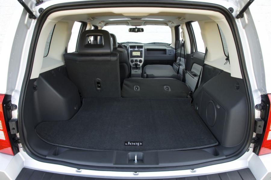  Jeep Patriot 2007 года  (фото 43 из 134)